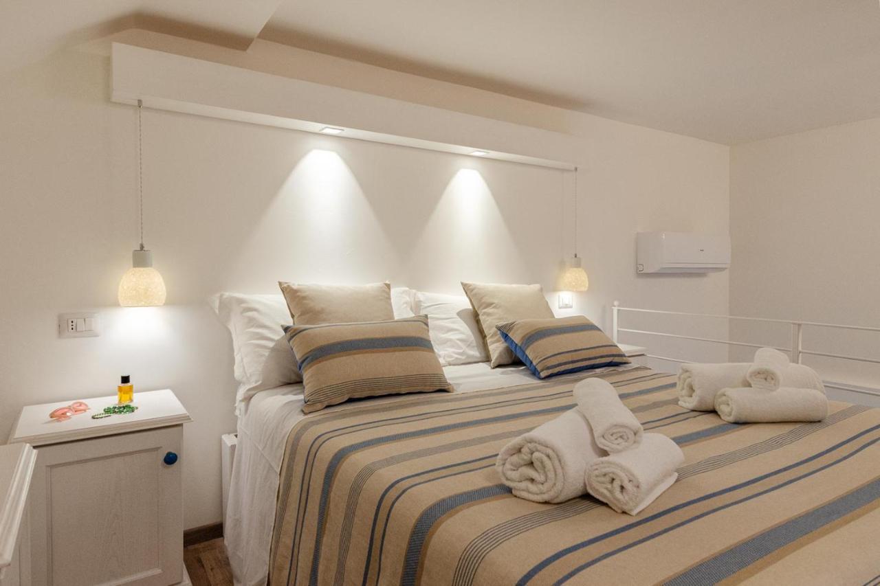 פורטו צ'זראו B&B Il Cortiletto מראה חיצוני תמונה