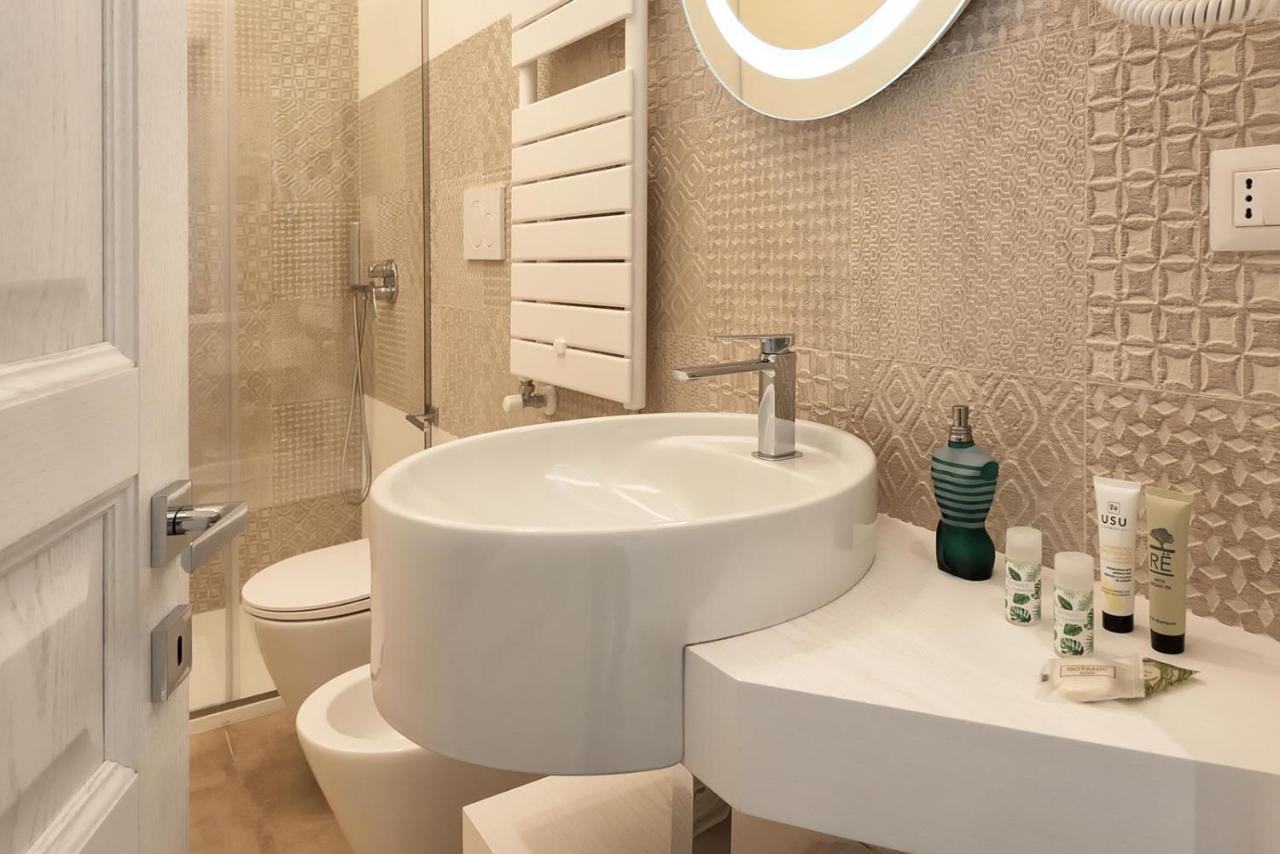 פורטו צ'זראו B&B Il Cortiletto מראה חיצוני תמונה