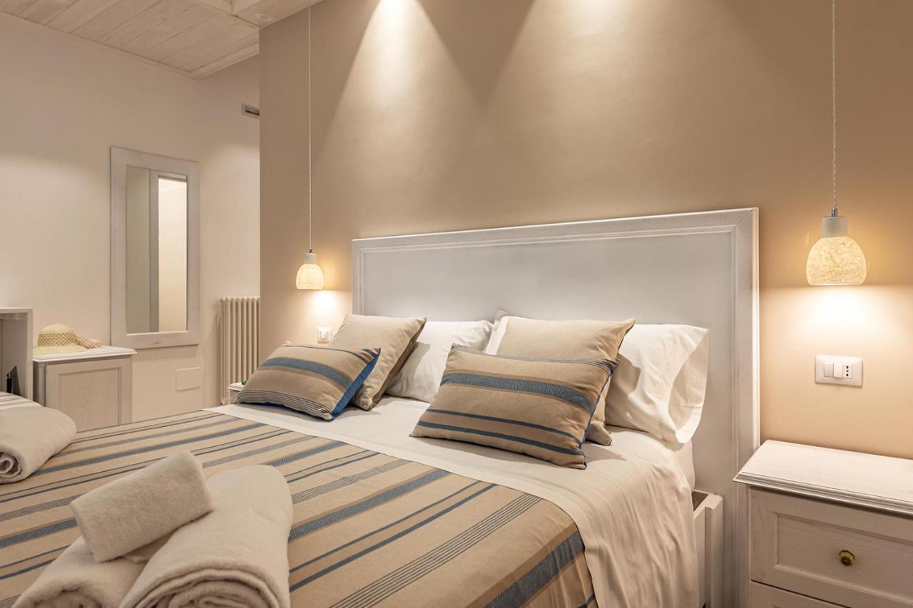פורטו צ'זראו B&B Il Cortiletto מראה חיצוני תמונה