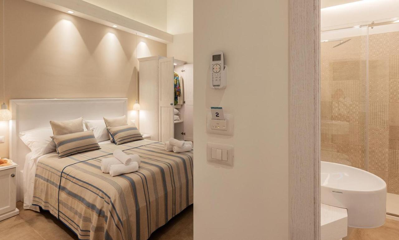 פורטו צ'זראו B&B Il Cortiletto מראה חיצוני תמונה